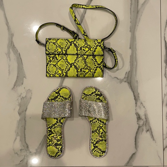 Zara Belt Bag With Matching Slides - Picture 1 of 8